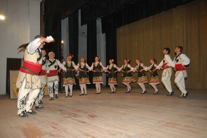 dancers-local