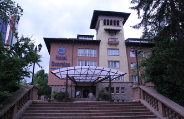 hotel-b