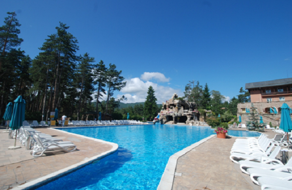 pool-view